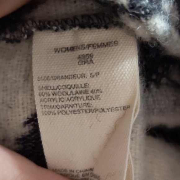 Woolrich Sweater x American Eagle - Picture 8 of 8